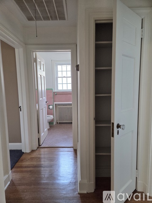 13 Hackett Cir N 2 Beds Apartment for Rent - Photo gallery 1