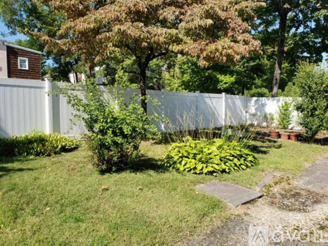 13 Hackett Cir N 2 Beds Apartment for Rent - Photo gallery 3
