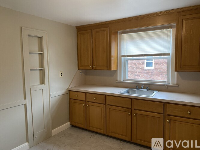 81 Fuller St 2 Beds Apartment for Rent - Photo gallery 2