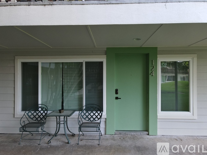 2200 Dickson Drive 2 Beds Condo for Rent - Photo gallery 2