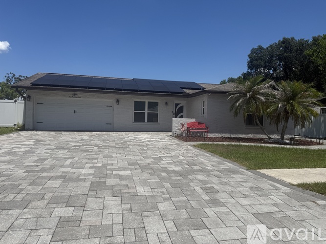 605 Red Robin Road 3 Beds Single Family Home for Rent - Photo gallery 3