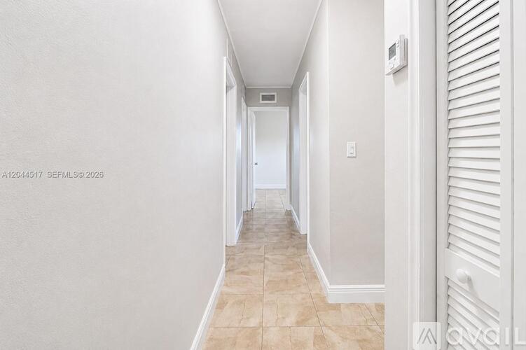 15445 SW 99th Ave 4 Beds Single Family Home for Rent - Photo gallery 5
