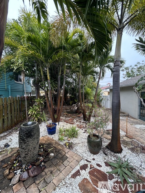 2627 Dartmouth Avenue North 3 Beds Single Family Home for Rent - Photo gallery 3
