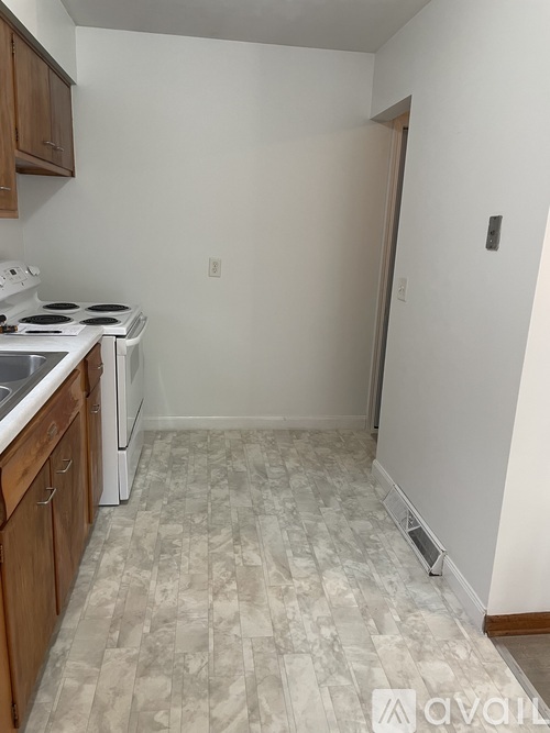 2222 Whittier Street 3 Beds Single Family Home for Rent - Photo gallery 5