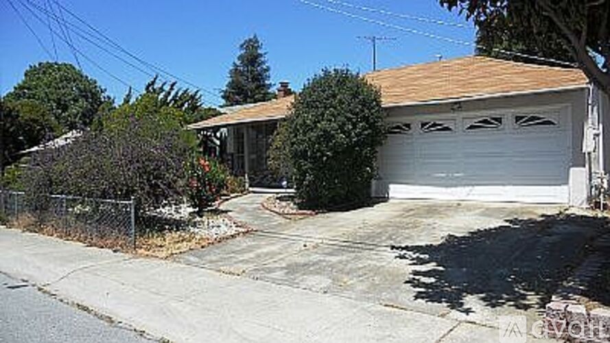 14324 Hemlock Street 3 Beds Single Family Home for Rent - Photo gallery 1