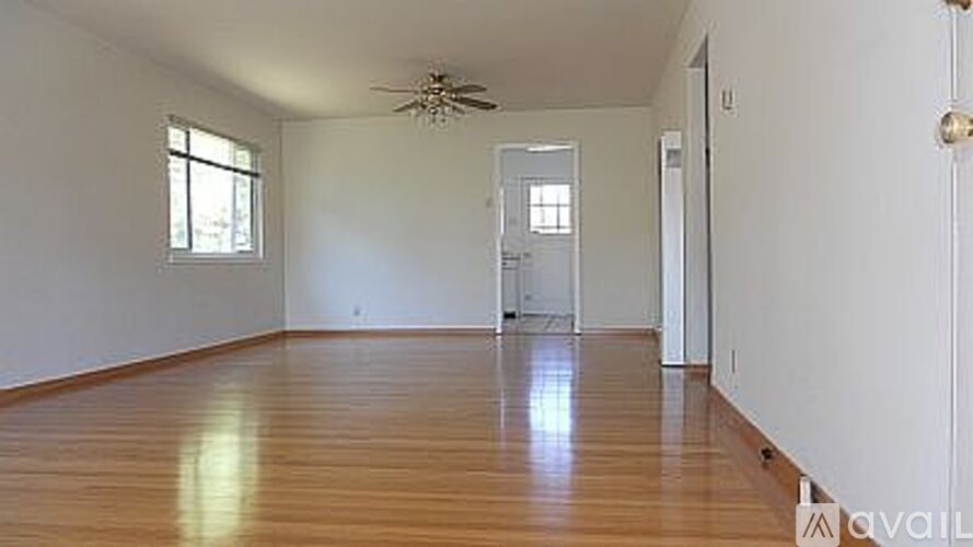 14324 Hemlock Street 3 Beds Single Family Home for Rent - Photo gallery 5