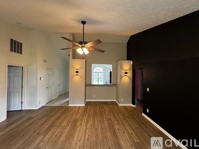 4615 Boardwalk Drive 3 Beds Single Family Home for Rent - Photo gallery 1
