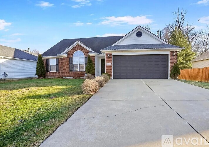 4615 Boardwalk Drive 3 Beds Single Family Home for Rent - Photo gallery 2