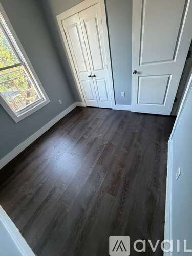 61 16Th Ave 2 Beds Apartment for Rent