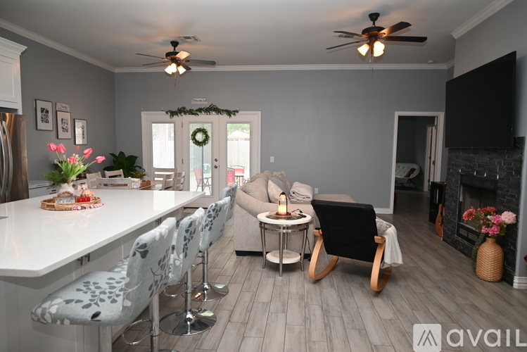 320 Mariners Wy 4 Beds Single Family Home for Rent - Photo gallery 5