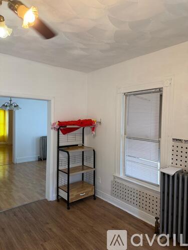 130 Montclair Ave 1 Apartment for Rent - Photo gallery 3