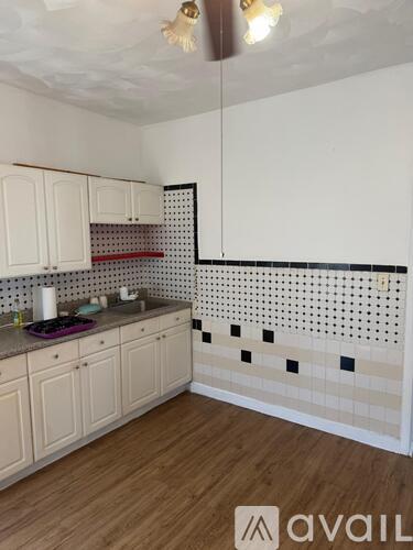 130 Montclair Ave 1 Apartment for Rent - Photo gallery 5