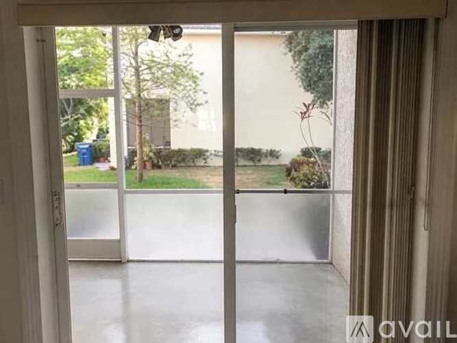5662 Northwest 99th Way 2 Beds Townhouse for Rent - Photo gallery 5