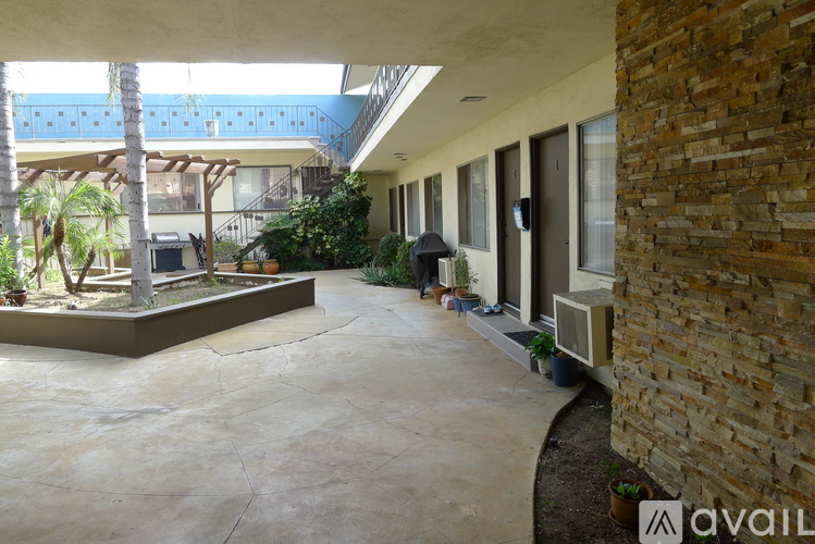 8740 Topanga Canyon Blvd 1 Apartment for Rent - Photo gallery 5