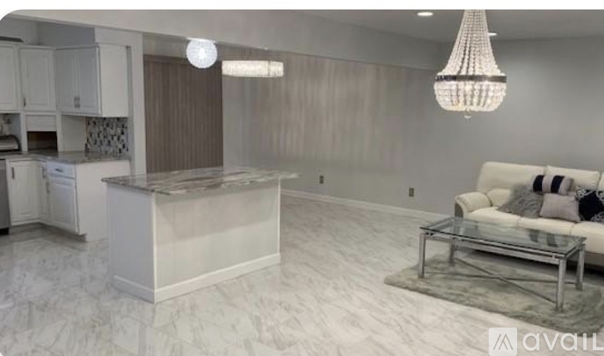 857 Oakridge Drive 4 Beds Single Family Home for Rent - Photo gallery 2