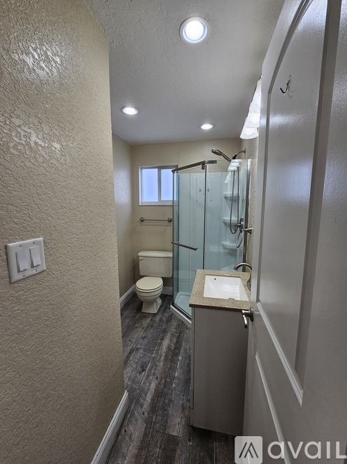 2660 Northeast 18th Street 2 Beds Single Family Home for Rent - Photo gallery 5