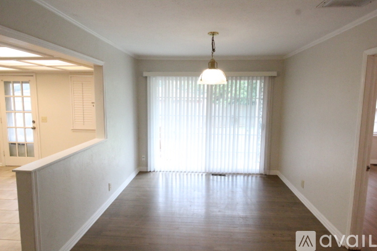 2436 Huntleigh Dr 3 Beds Single Family Home for Rent - Photo gallery 4