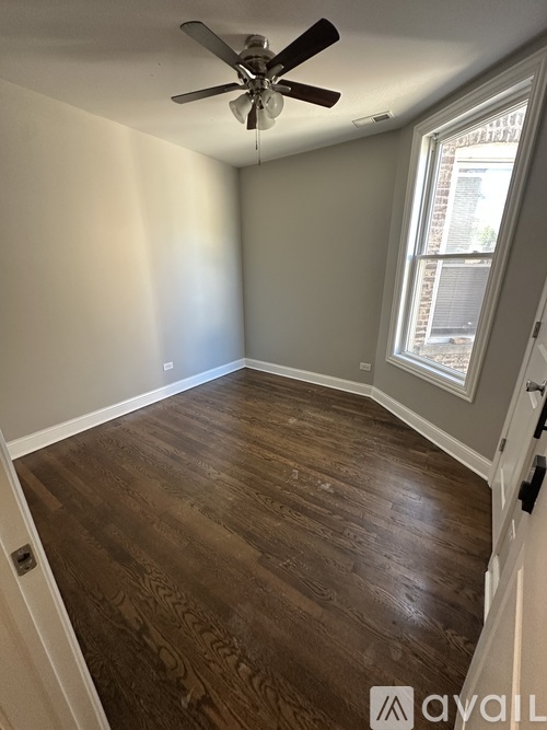 6527 S Vernon Ave 4 Beds Apartment for Rent - Photo gallery 2