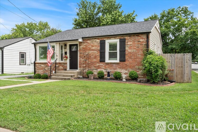 313 Quandt Avenue 3 Beds Single Family Home for Rent - Photo gallery 1
