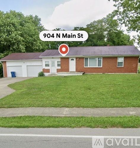 904 N Main St 3 Beds Single Family Home for Rent - Photo gallery 1