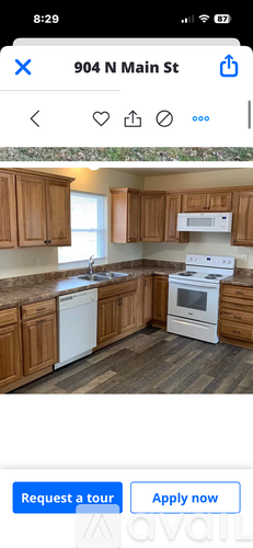 904 N Main St 3 Beds Single Family Home for Rent - Photo gallery 2
