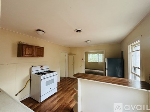 116 Bay St 2 Beds Apartment for Rent