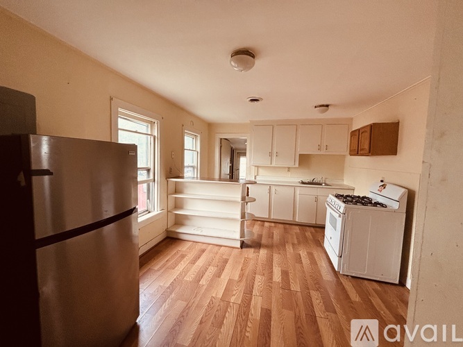 116 Bay St 2 Beds Apartment for Rent - Photo gallery 3