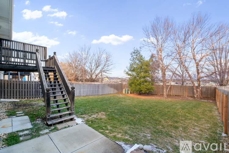 10015 S 170th Cir 4 Beds Single Family Home for Rent - Photo gallery 4