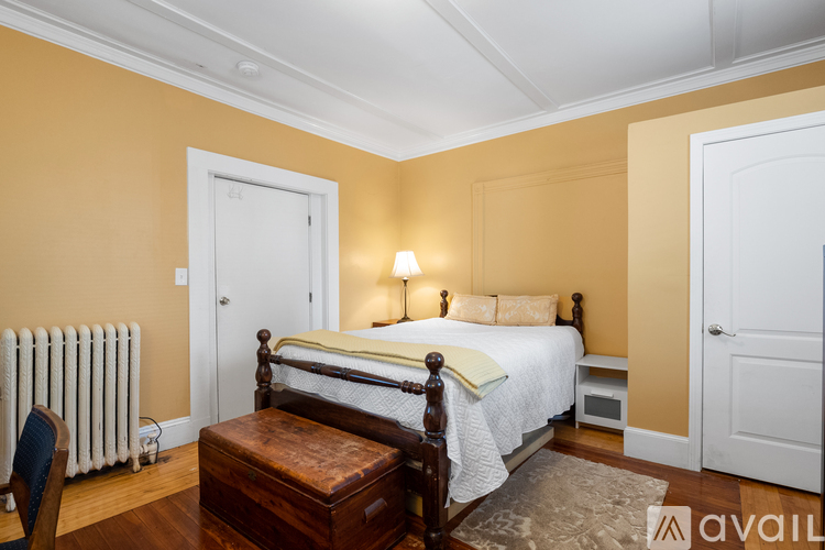 54 Chester Ave 4 Beds Apartment for Rent - Photo gallery 3