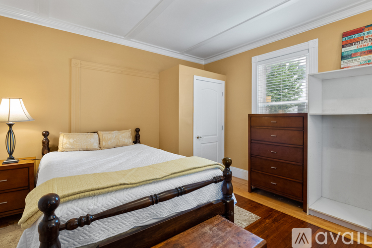 54 Chester Ave 4 Beds Apartment for Rent - Photo gallery 4