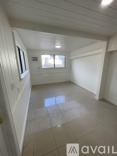 606 Onehee Ave 1 Single Family Home for Rent - Photo gallery 2