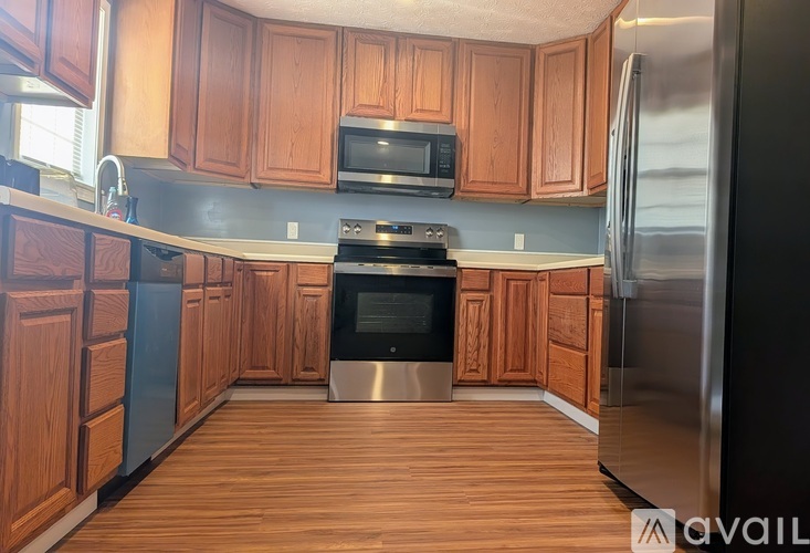 54 Sunny Lane 5 Beds Single Family Home for Rent - Photo gallery 3