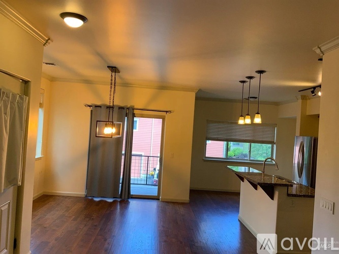 901 Countryside Boulevard 3 Beds Single Family Home for Rent - Photo gallery 2