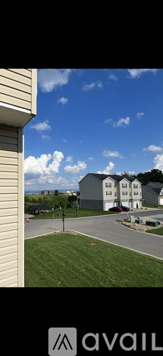 201 Red Oak Lane 3 Beds Apartment for Rent - Photo gallery 3