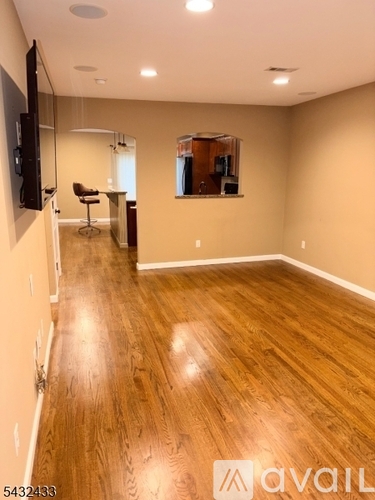 26 Spruce Hills Court 2 Beds Single Family Home for Rent - Photo gallery 4