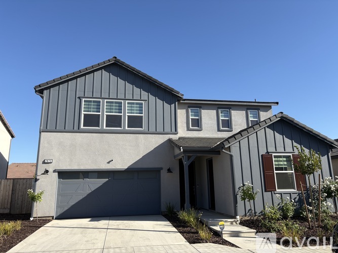 2875 E Colina Dr 4 Beds Single Family Home for Rent - Photo gallery 1