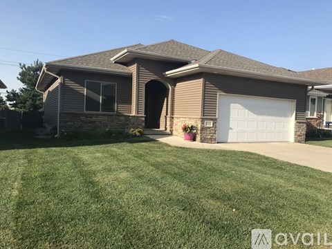 17020 Cypress Street 4 Beds Apartment for Rent
