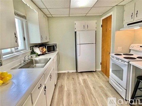 137 Edgemont Road 3 Beds Apartment for Rent