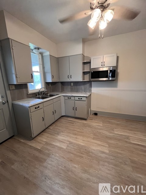 256 Catawissa Ave 2 Beds Apartment for Rent