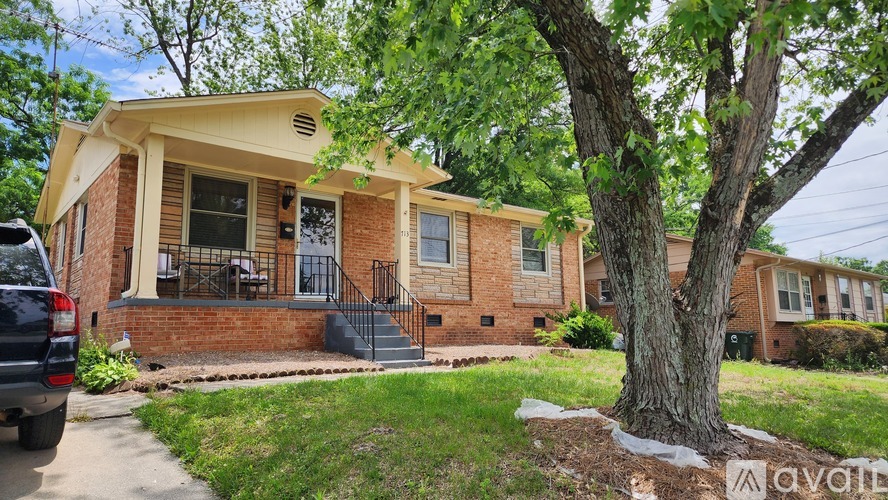 713 Abington Drive 3 Beds Single Family Home for Rent - Photo gallery 1