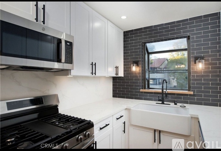 18028 Saratoga Way 2 Beds Single Family Home for Rent - Photo gallery 3