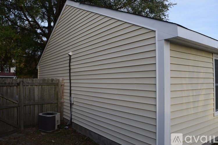 Amberlake Drive 3 Beds Single Family Home for Rent - Photo gallery 5