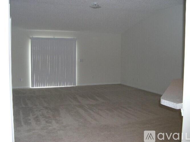 2170 S Cranbrook Ave 4 Beds Single Family Home for Rent - Photo gallery 5