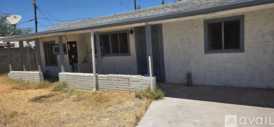 3818 West Portland Street 3 Beds Apartment for Rent - Photo gallery 1