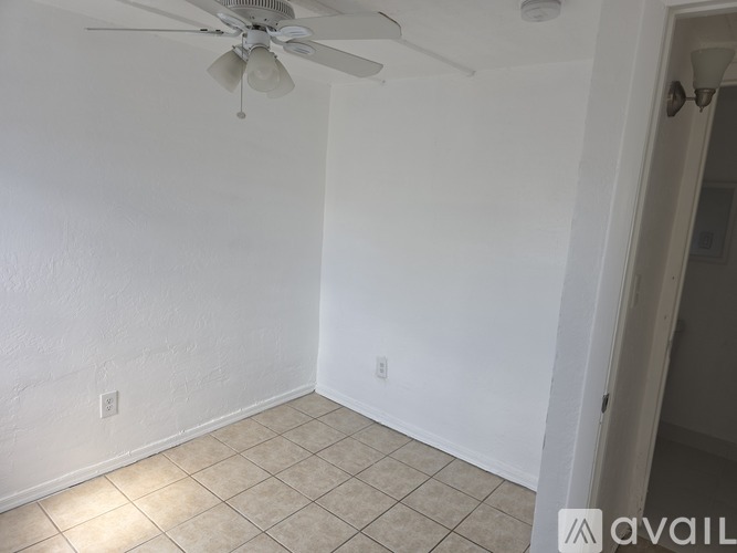 3818 West Portland Street 3 Beds Apartment for Rent - Photo gallery 5