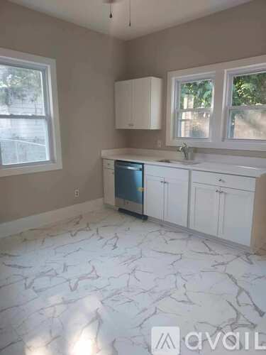 343 Main St 2 Beds Apartment for Rent - Photo gallery 4