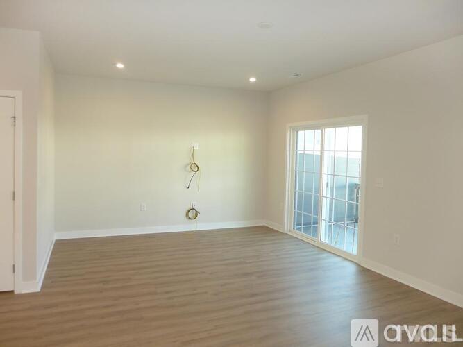 137 Callowhill Lane 4 Beds Townhouse for Rent - Photo gallery 1