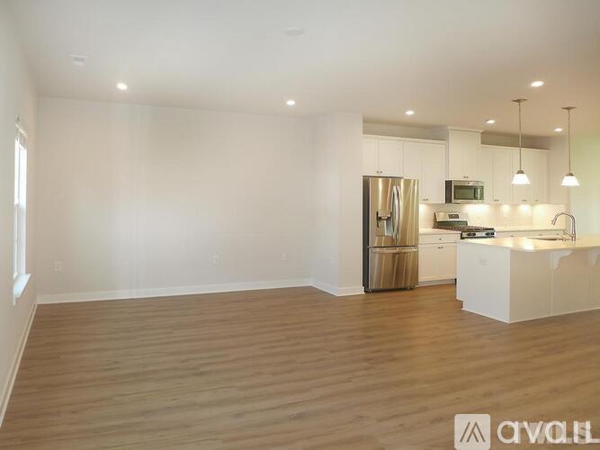 137 Callowhill Lane 4 Beds Townhouse for Rent - Photo gallery 3