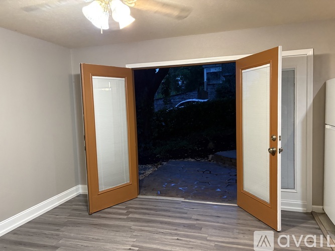 614 West 1st Avenue 1 Single Family Home for Rent - Photo gallery 2