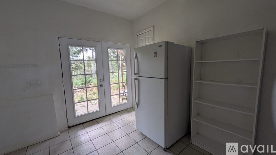 445 Beethoven Drive 2 Beds Apartment for Rent - Photo gallery 2